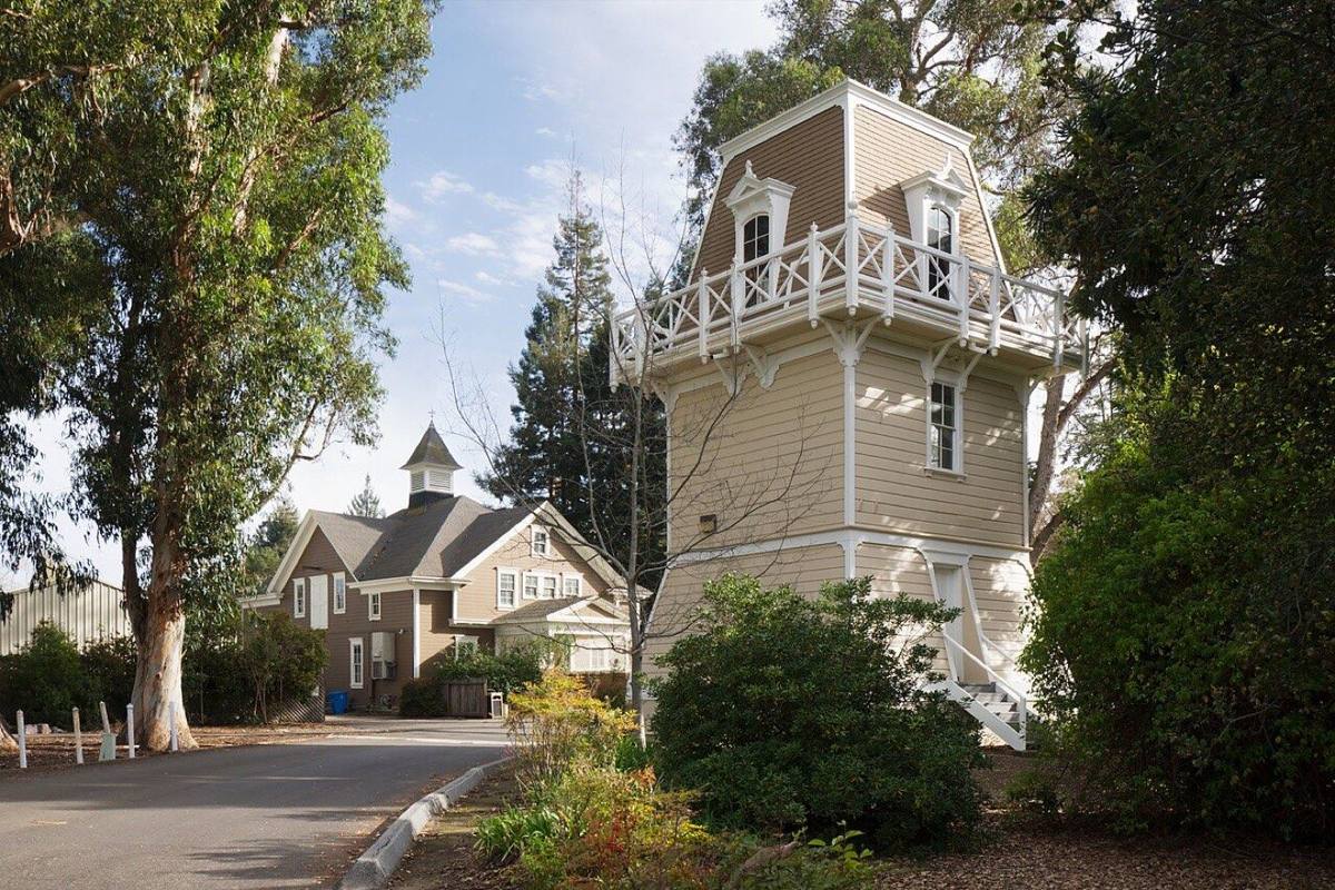 Holbrook-Palmer Park, Atherton