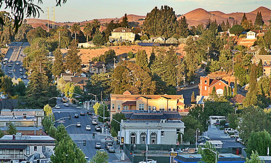 Pinole · city view
